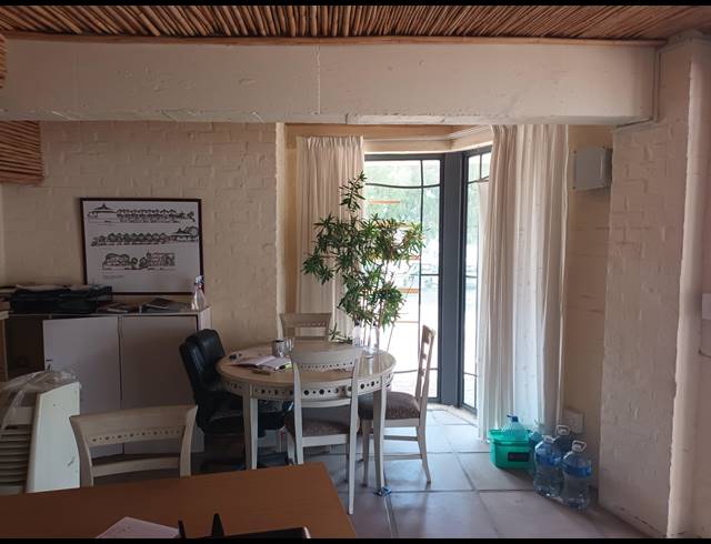 29M² OFFICE TO LET IN SCOTT ESTATE